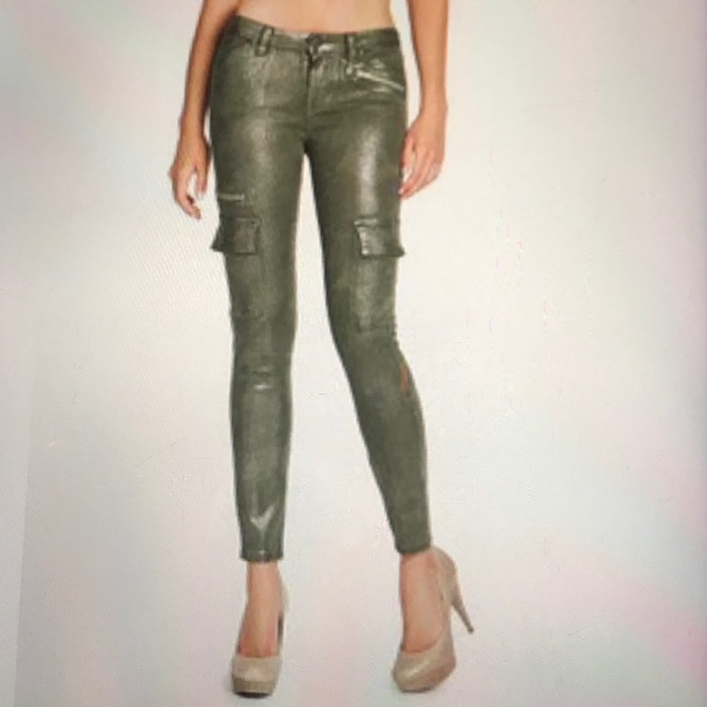 Guess Cargo Camo Jeans NWT